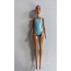 Barbie Mattel Doll 2019 Color Reveal Freckles Hearts